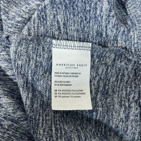 American Eagle Soft & Sexy Plush Blue Heathered V-neck Top Small Women’s - Picture 10 of 11